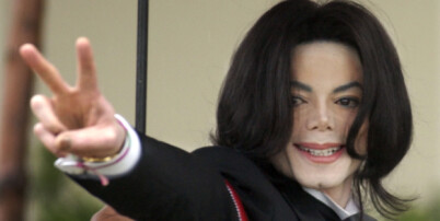 Går «bak masken» til Michael Jackson: - Han ble revet ned